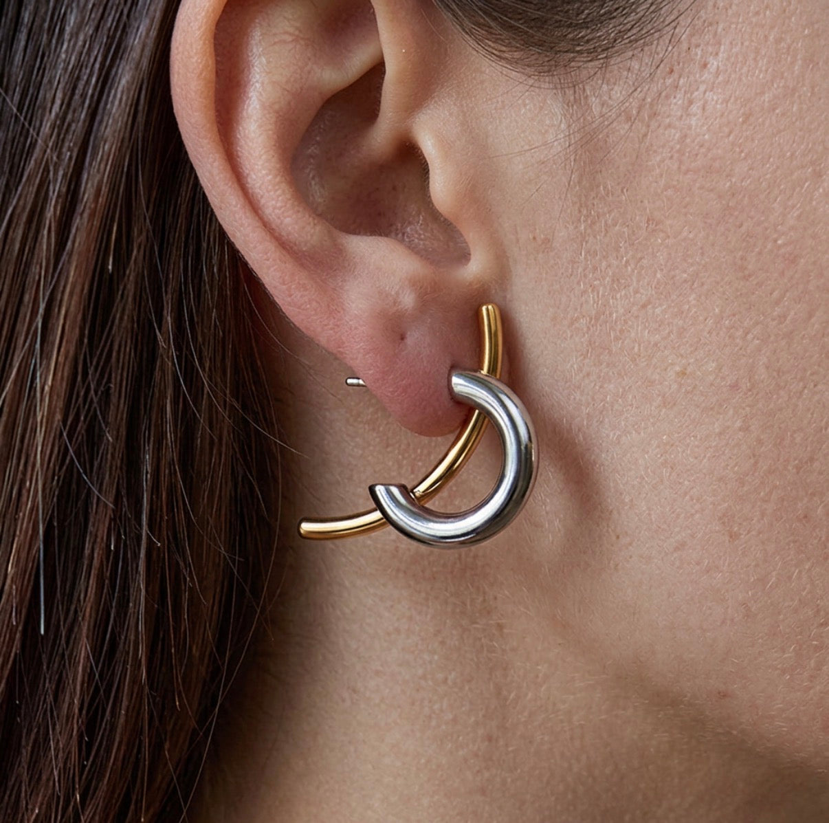 Intertwined Geometric Hoop Earrings Bicolor Gold Silver Stainless Steel