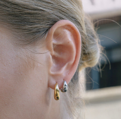 Medium Chunky Hoop Earrings Two-Tone 18K Gold Plated