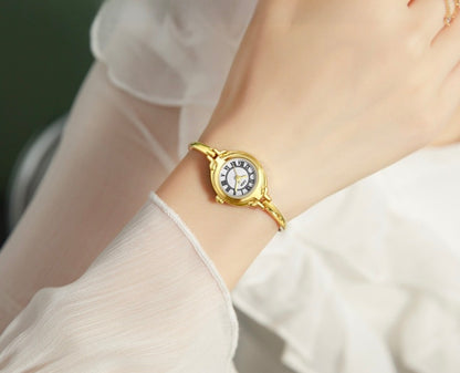 Vintage Women Quartz Watch Elegant Small Round Dial Alloy Bangle Bracelet Roman Numerals Waterproof Jewelry Timepiece