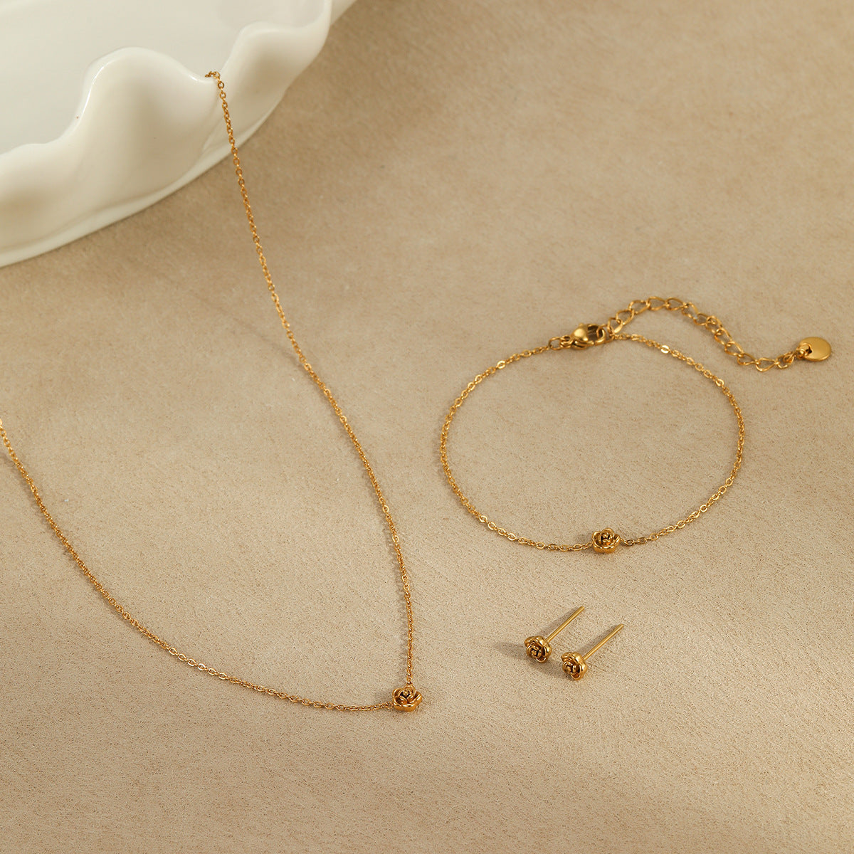 Flower Bracelet 18K Gold Plated Steel