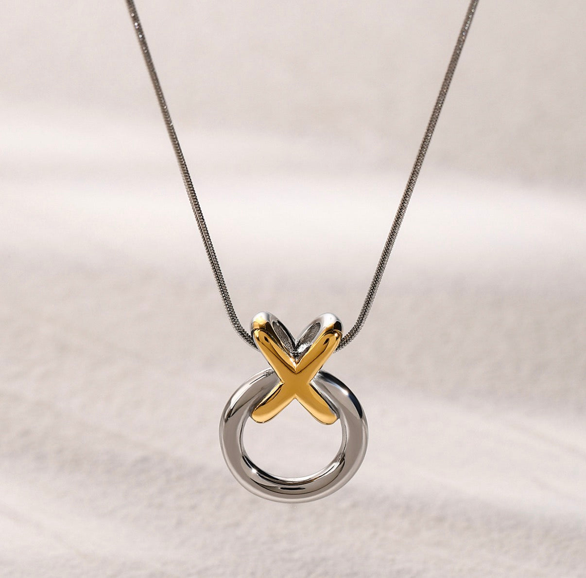 Pendant Necklace Two-Tone Gold Silver